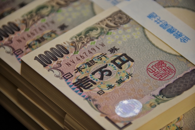 薬剤師の転職条件「年収700万円以上」は叶う?【求人あります】