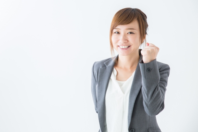 調剤薬局事務になるには|採用されやすい人の特徴【面接対策も】