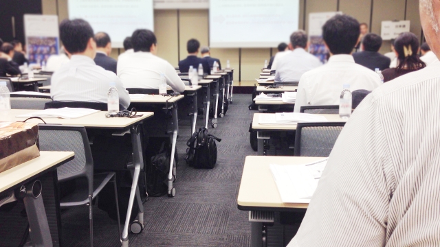勉強できる薬局に転職したいと言う薬剤師へ。それっていったいどんな薬局?