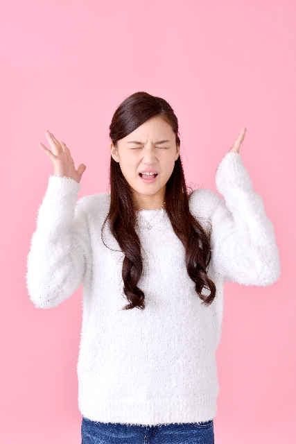 薬局の人間関係が最悪で辛い!薬剤師側の原因と解決策3つ